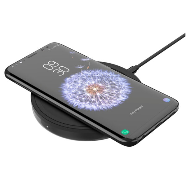 Belkin 10W BOOSTUP Bold Wireless Charging Pad 4